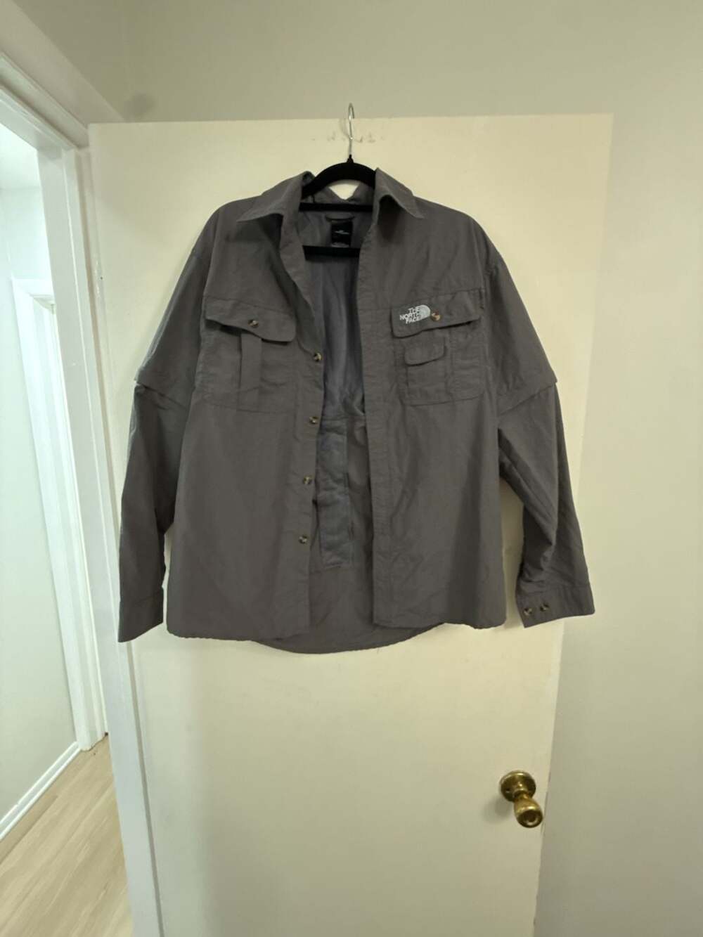 The North Face Men's Grey Long Sleeve Hiking Utility Shirt Size S